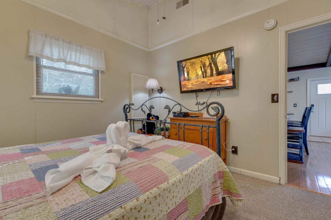 Bear View Chalet, 3 Bedroom, Pool, Pets, Arcades, Wifi, Hot Tub, Sleeps 12 Gatlinburg Exterior photo