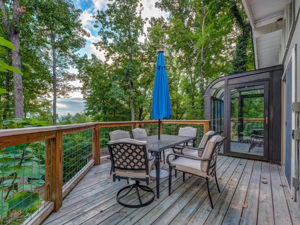 Bear View Chalet, 3 Bedroom, Pool, Pets, Arcades, Wifi, Hot Tub, Sleeps 12 Gatlinburg Exterior photo