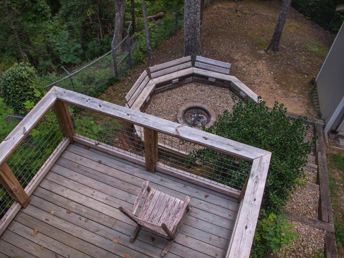 Bear View Chalet, 3 Bedroom, Pool, Pets, Arcades, Wifi, Hot Tub, Sleeps 12 Gatlinburg Exterior photo
